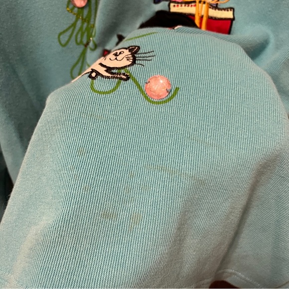Vintage Cat Christmas Sweater Crewneck - Picture 5 of 7